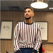 estudiante de máster de ingeniería electrónica